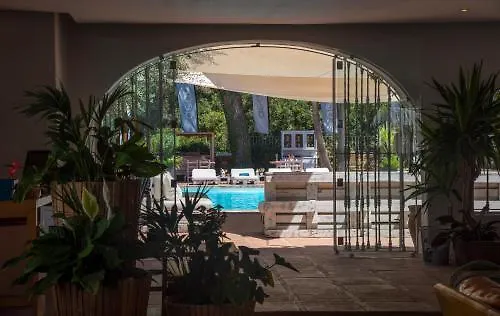 *** شقة فندقية الشقق الفندقية سانتا أيُلاريا ذيس ريوفي  Acora Ibiza إسبانيا