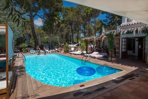 الشقق الفندقية سانتا أيُلاريا ذيس ريوفي  Acora Ibiza إسبانيا
